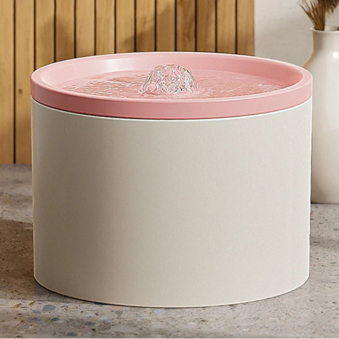 Distributeur d'Eau en Céramique pour Chat