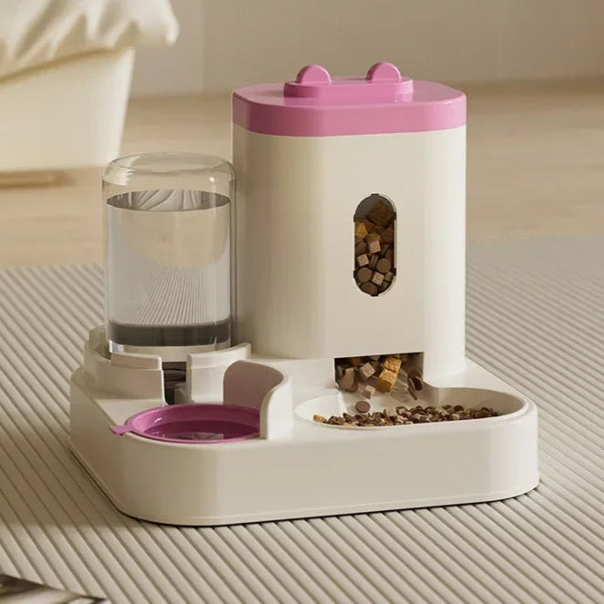 Distributeur et Fontaine à Eau pour Chat